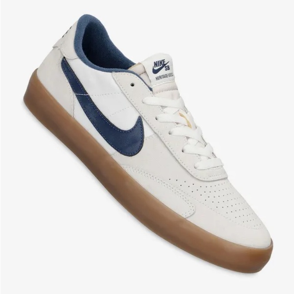 Nike Kids' Cream and Navy Sneakers